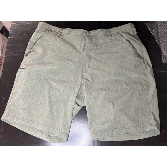24th & Ocean Other - Ocean + Coast Ocean Advantage moisture wicking mens shorts Green Sz 40